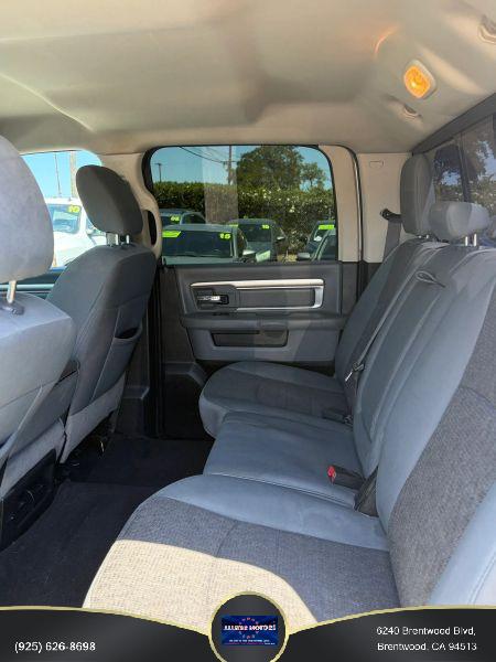 2019 Ram 1500 Classic Big Horn Crew Cab 4x2 6'4" Box