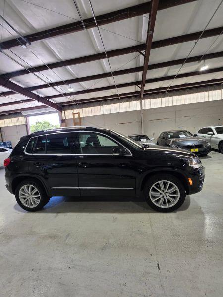 2012 Volkswagen Tiguan SE