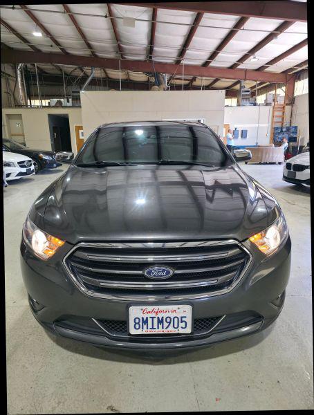 2018 Ford Taurus Limited