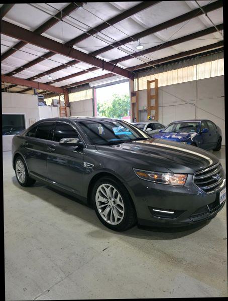 2018 Ford Taurus Limited