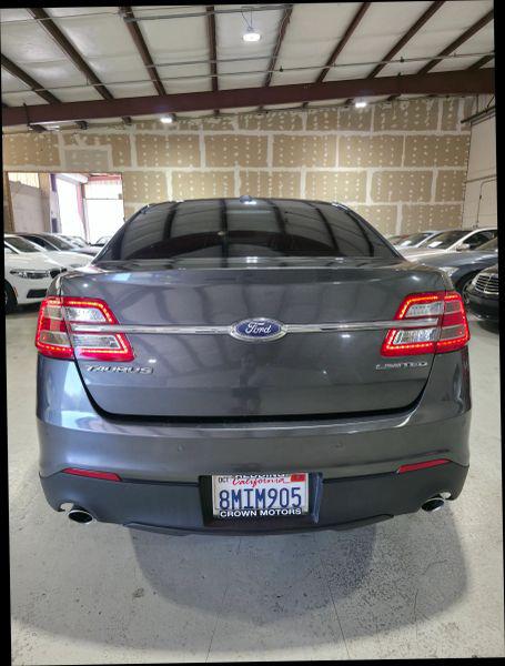 2018 Ford Taurus Limited