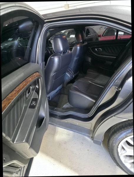 2018 Ford Taurus Limited