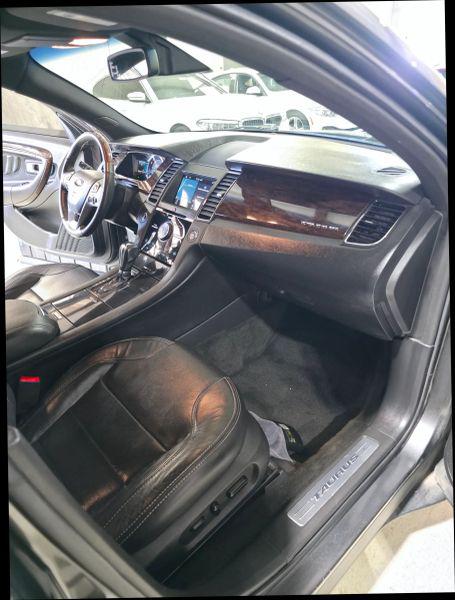 2018 Ford Taurus Limited