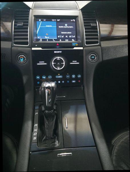 2018 Ford Taurus Limited