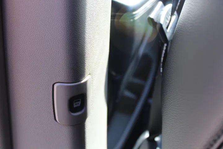 2015 Chrysler Town & Country Touring-L