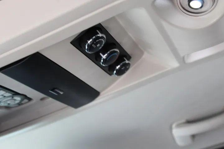 2015 Chrysler Town & Country Touring-L