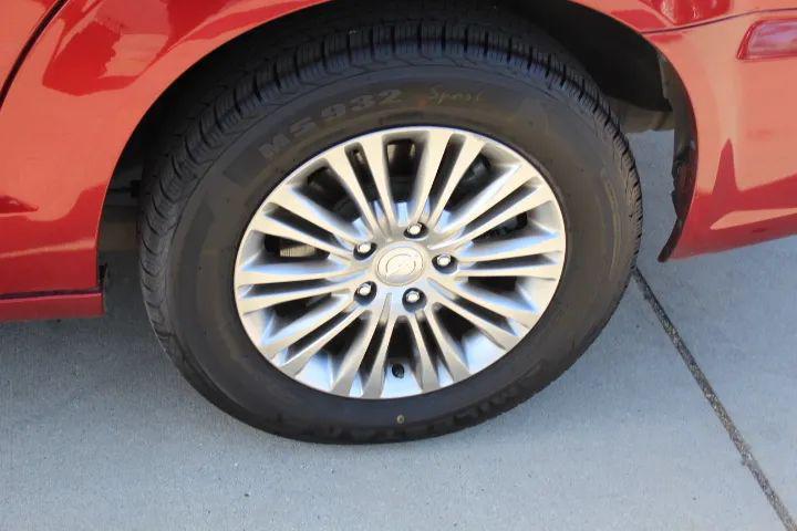 2015 Chrysler Town & Country Touring-L