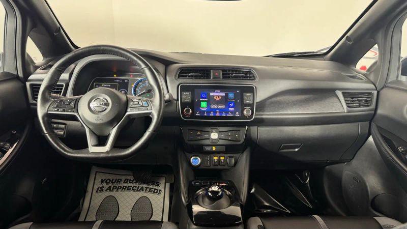 2022 Nissan LEAF SL PLUS 62 kWh