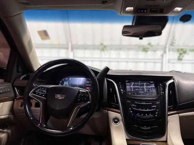 2018 Cadillac Escalade ESV Luxury