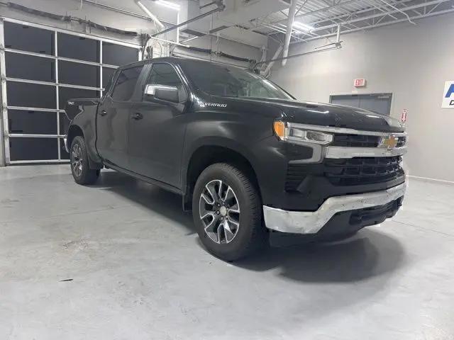 2022 Chevrolet Silverado 1500 4WD Crew Cab Short Bed LT with 2FL