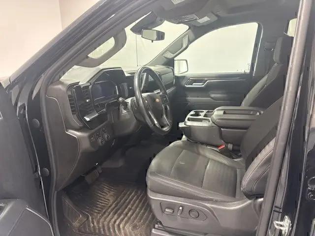 2022 Chevrolet Silverado 1500 4WD Crew Cab Short Bed LT with 2FL