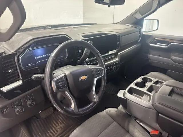 2022 Chevrolet Silverado 1500 4WD Crew Cab Short Bed LT with 2FL
