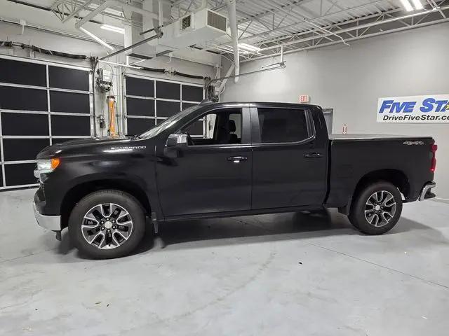 2022 Chevrolet Silverado 1500 4WD Crew Cab Short Bed LT with 2FL