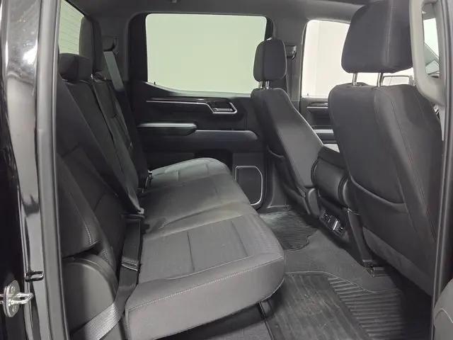 2022 Chevrolet Silverado 1500 4WD Crew Cab Short Bed LT with 2FL