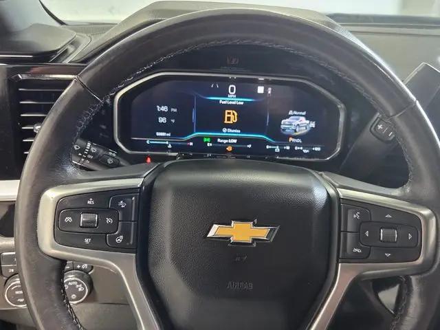 2022 Chevrolet Silverado 1500 4WD Crew Cab Short Bed LT with 2FL