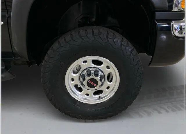 2004 GMC Sierra 2500HD SLT