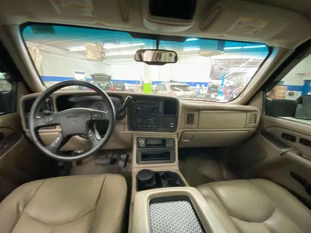 2004 GMC Sierra 2500HD SLT