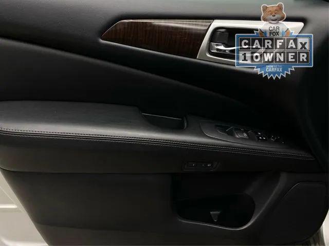 2016 Nissan Pathfinder SL