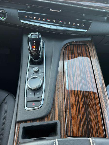 2021 Cadillac Escalade 2WD Luxury