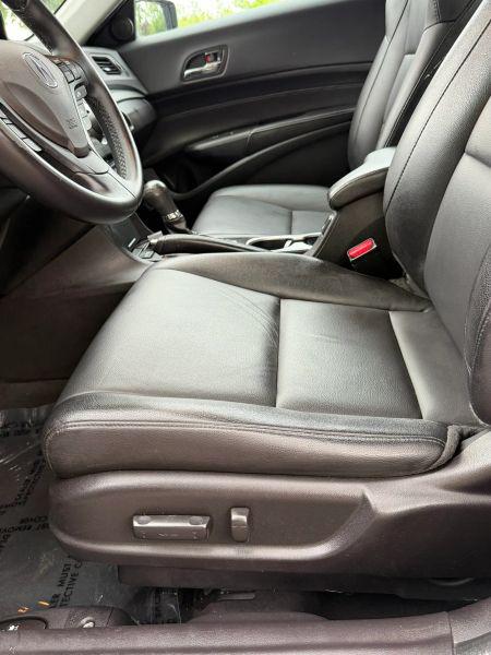 2017 Acura ILX AcuraWatch Plus Package