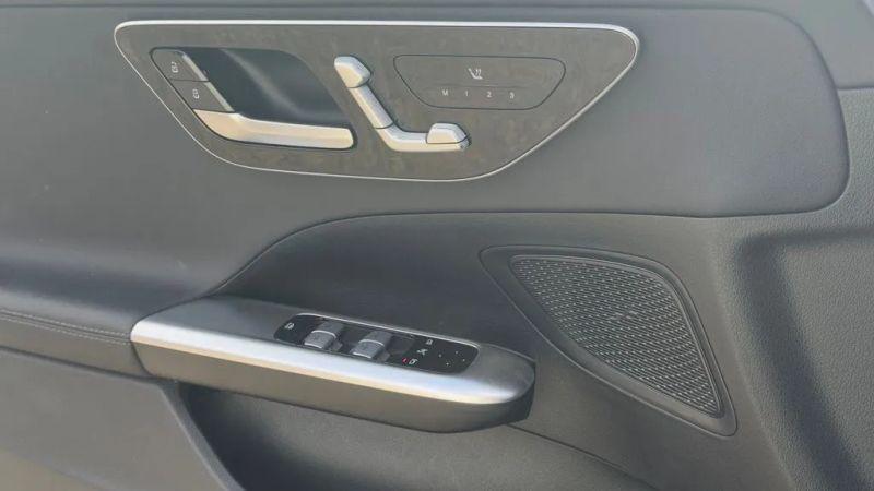 2023 Mercedes-Benz C-CLASS C 300 Sedan