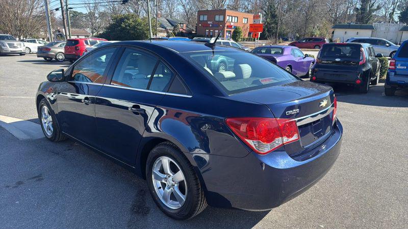 2011 Chevrolet Cruze 1LT