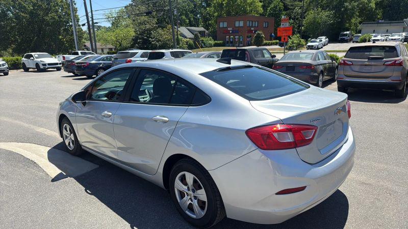 2017 Chevrolet Cruze LS Auto