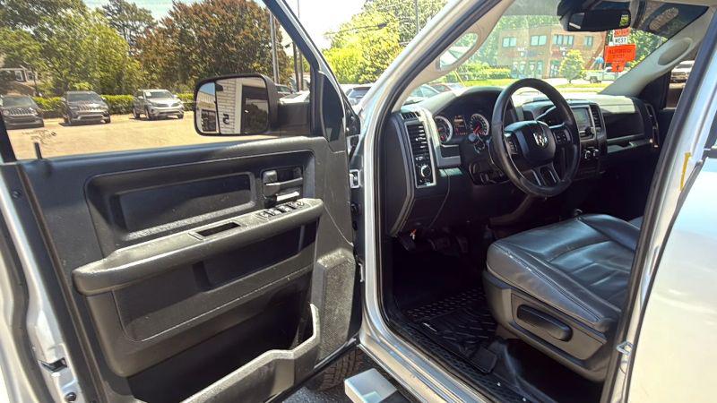 2018 Ram 2500 Tradesman Crew Cab 4x4 8 Box