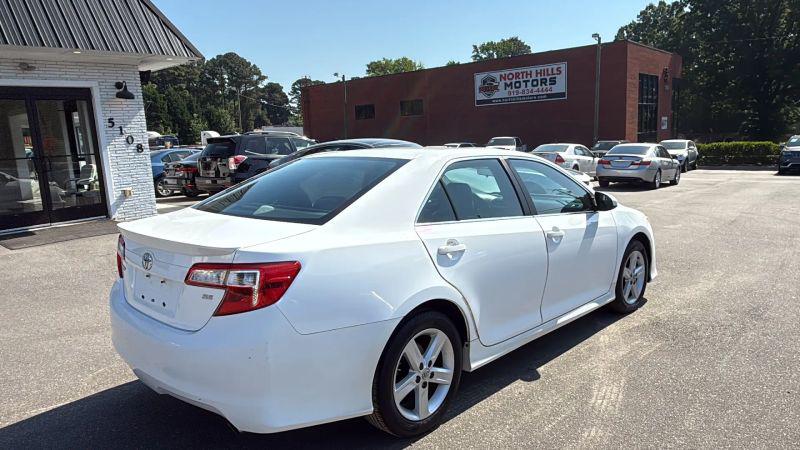 2013 Toyota Camry SE