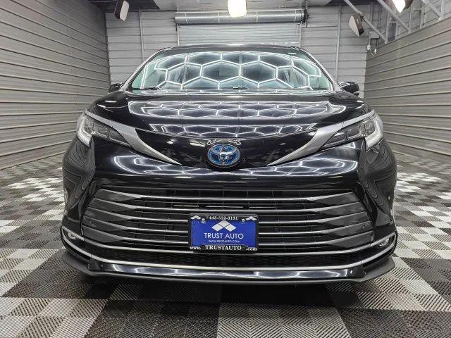2021 Toyota Sienna Limited