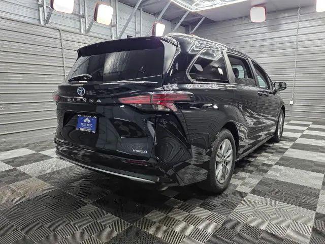 2021 Toyota Sienna Limited