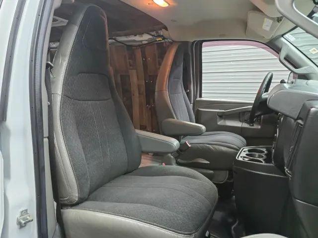 2018 GMC Savana 2500 Work Van