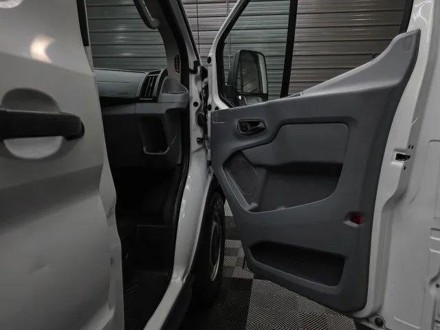 2017 Ford Transit w/Sliding Side Door w/LWB