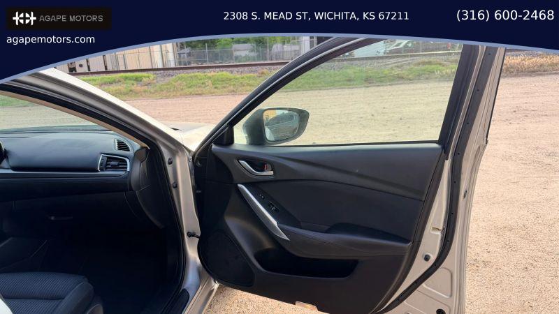 2016 Mazda Mazda6 i Sport