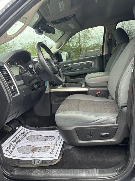 2018 Ram 1500 Big Horn Crew Cab 4x4 5'7" Box