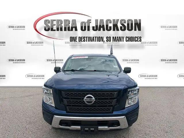 2021 Nissan Titan Crew Cab SV 4x4