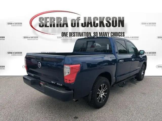 2021 Nissan Titan Crew Cab SV 4x4