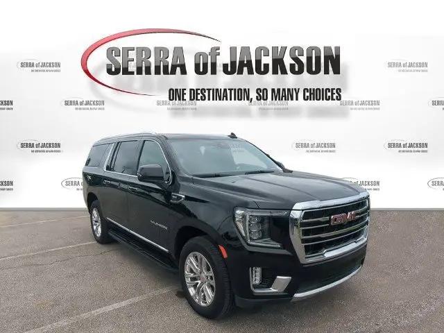 2023 GMC Yukon XL 4WD SLT
