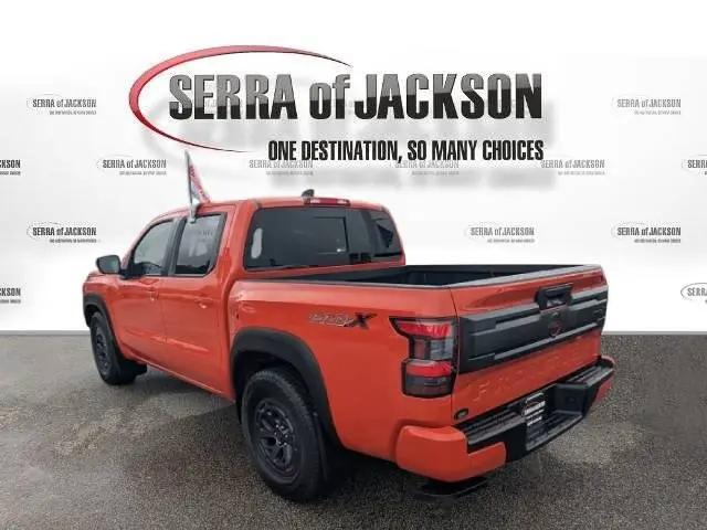 2025 Nissan Frontier Crew Cab PRO-X 4x2
