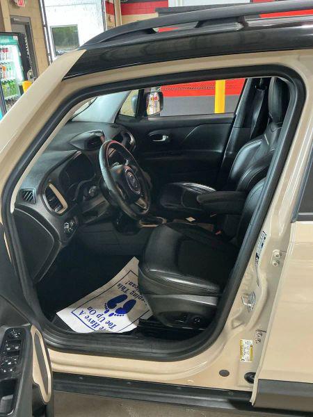2017 Jeep Renegade Deserthawk 4x4