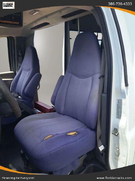 2007 Chevrolet Express Cutaway Work Van