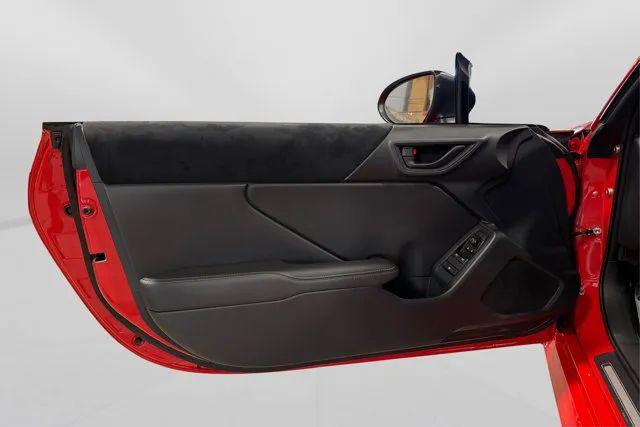 2025 Toyota GR86 Premium