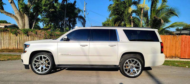 2017 Chevrolet Suburban LT