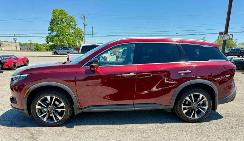 2023 INFINITI QX60 LUXE