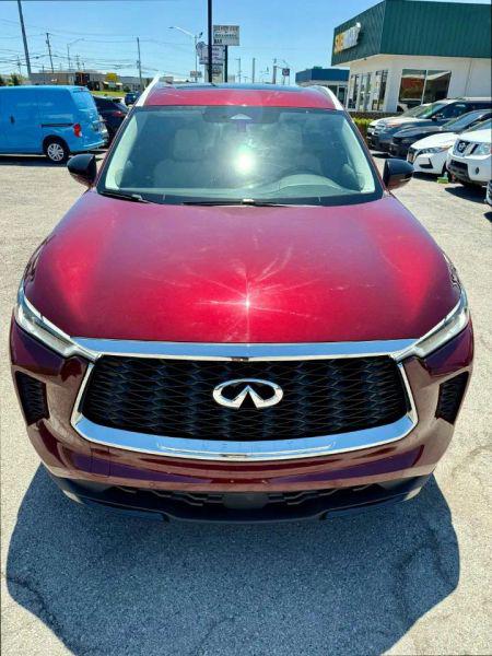 2023 INFINITI QX60 LUXE