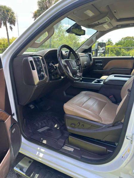 2019 GMC Sierra 3500HD Denali