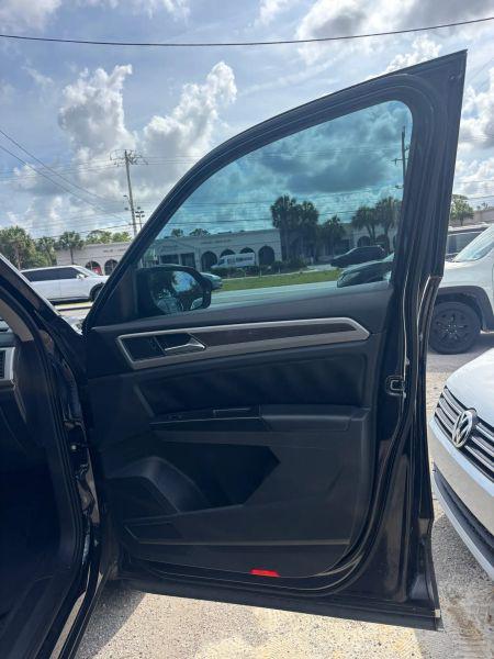 2019 Volkswagen Atlas 3.6L V6 SE w/Technology