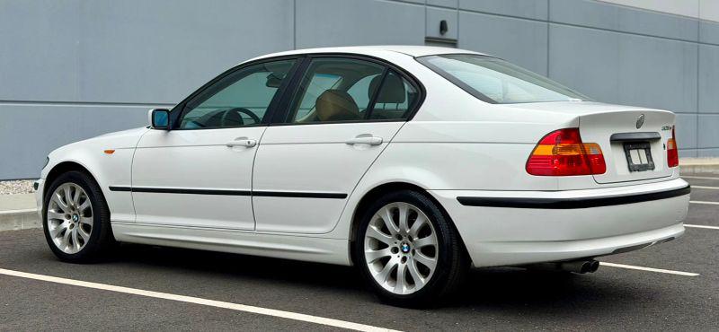 2004 BMW 325xi 325xi