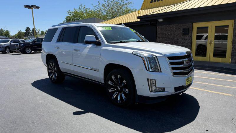 2018 Cadillac Escalade Premium Luxury