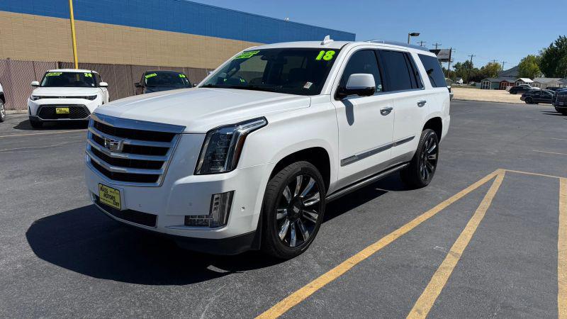 2018 Cadillac Escalade Premium Luxury